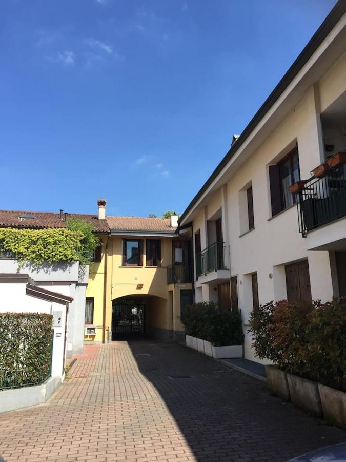 Corte Della Crisalide Ampio E Luminoso Bilocale In Centro Storico Cernusco Sul Naviglio Extérieur photo
